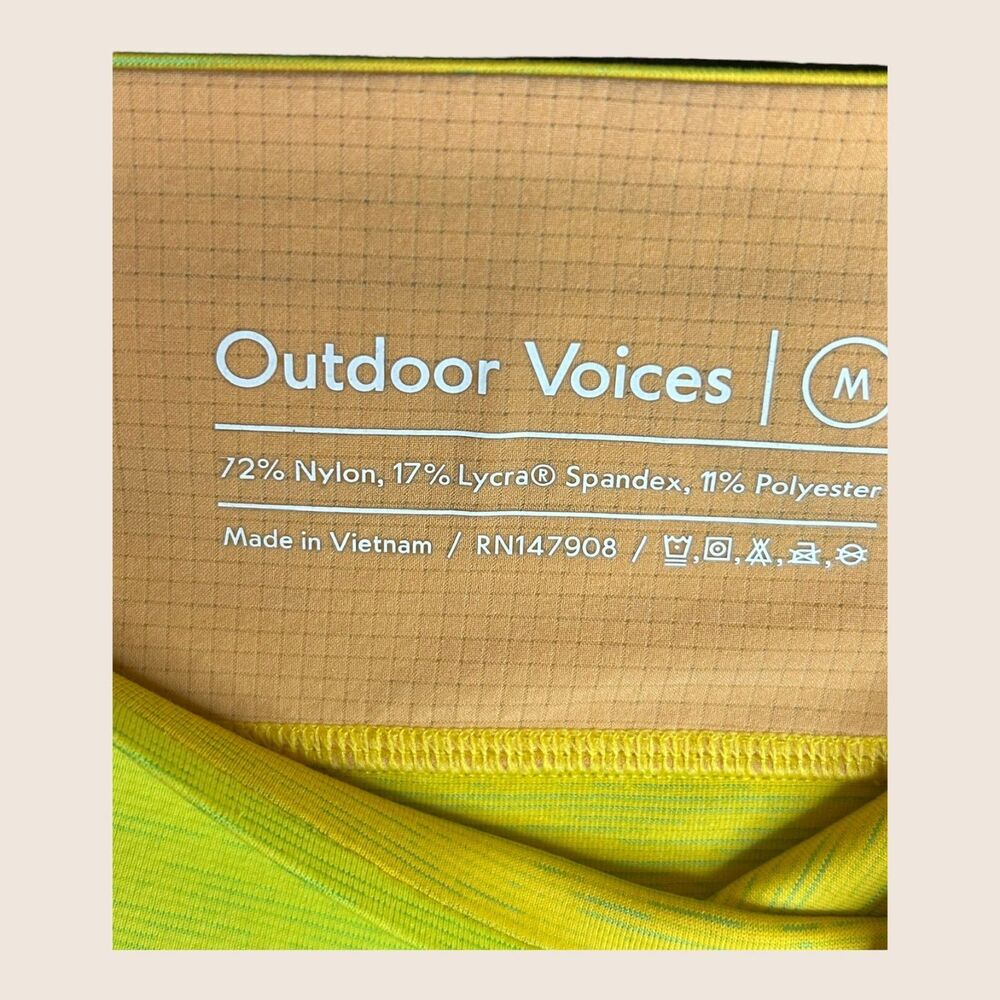 🥎 MEDIUM TECH SWEAT ZOOM 7/8 LEGGINGS NEON YELLOW COLOR BLOCK OUTDOOR VOICES - Picture 6 of 7